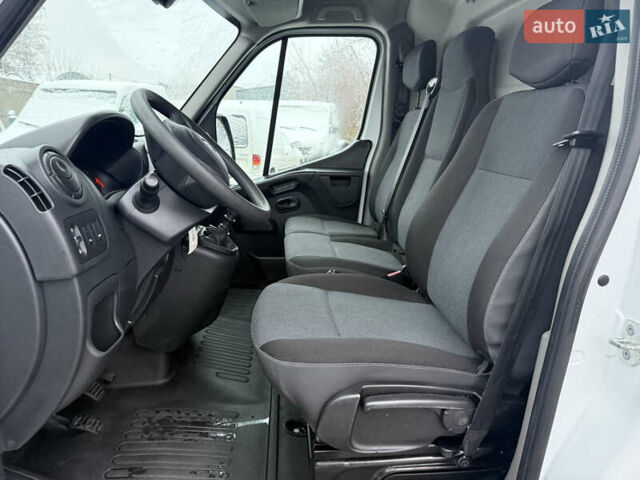 Белый Рено Мастер, объемом двигателя 0 л и пробегом 207 тыс. км за 18700 $, фото 28 на Automoto.ua