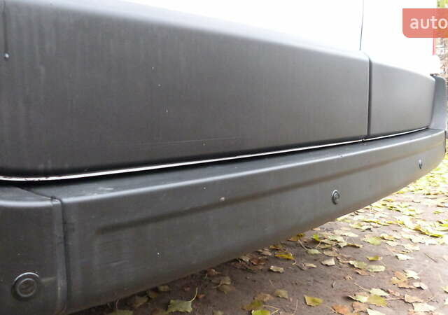 Білий Рено Мастєр, об'ємом двигуна 2.3 л та пробігом 212 тис. км за 18500 $, фото 6 на Automoto.ua