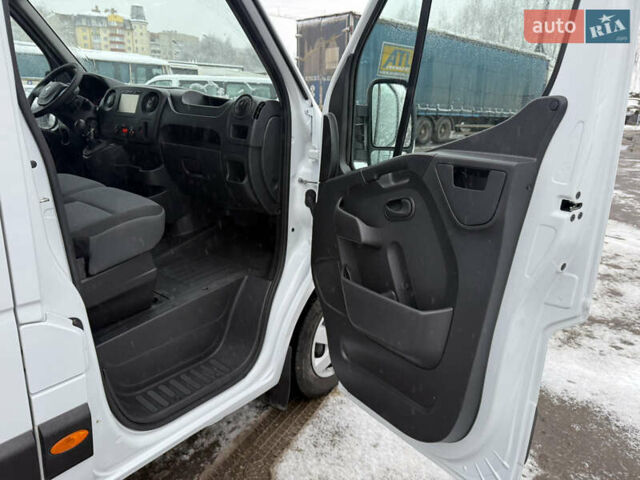 Белый Рено Мастер, объемом двигателя 0 л и пробегом 207 тыс. км за 18700 $, фото 38 на Automoto.ua