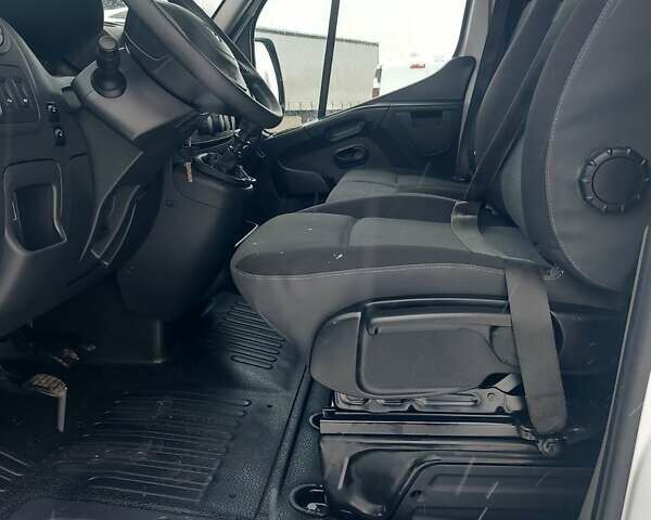 Білий Рено Мастєр, об'ємом двигуна 2.3 л та пробігом 126 тис. км за 21900 $, фото 28 на Automoto.ua