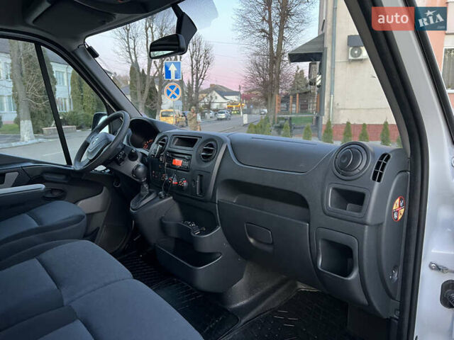 Белый Рено Мастер, объемом двигателя 2.3 л и пробегом 208 тыс. км за 18500 $, фото 47 на Automoto.ua