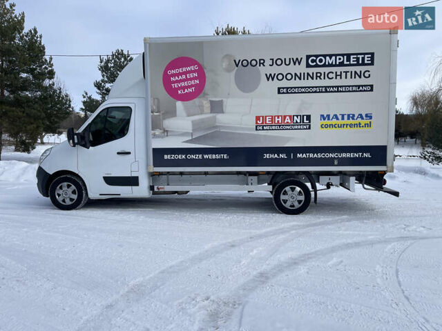 Белый Рено Мастер, объемом двигателя 2.3 л и пробегом 234 тыс. км за 21400 $, фото 2 на Automoto.ua