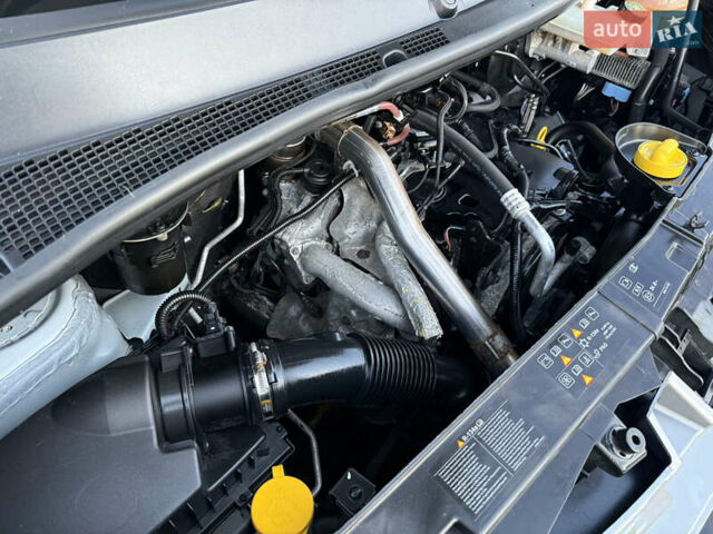 Білий Рено Мастєр, об'ємом двигуна 2.3 л та пробігом 224 тис. км за 19500 $, фото 118 на Automoto.ua