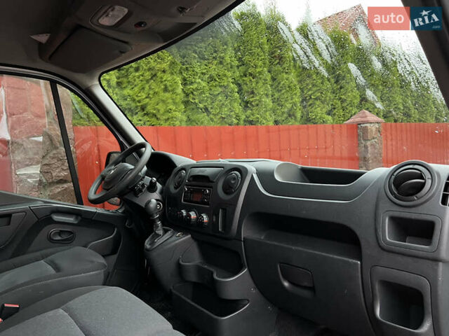 Рено Мастер 2019 в Тернополе на Automoto.ua Белый Рено Мастер, объемом двигателя 2.3 л и пробегом 253 тыс. км за 19000 $, фото 18 на Automoto.ua