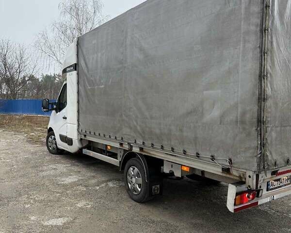 Белый Рено Мастер, объемом двигателя 2.3 л и пробегом 640 тыс. км за 15000 $, фото 3 на Automoto.ua