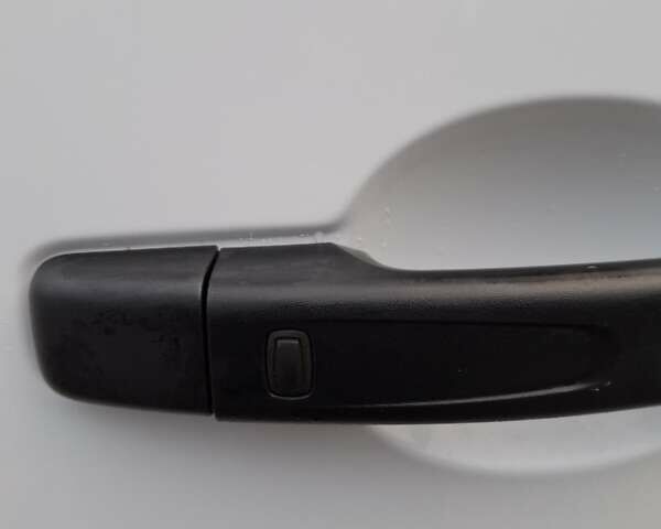 Белый Рено Мастер, объемом двигателя 0 л и пробегом 328 тыс. км за 16900 $, фото 14 на Automoto.ua