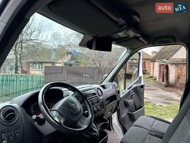 Білий Рено Мастєр, об'ємом двигуна 2.3 л та пробігом 401 тис. км за 17500 $, фото 5 на Automoto.ua
