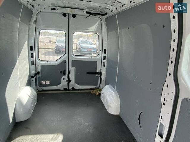 Рено Мастер 2019 в Львове на Automoto.ua Белый Рено Мастер, объемом двигателя 2.3 л и пробегом 294 тыс. км за 19650 $, фото 28 на Automoto.ua