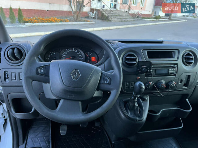 Белый Рено Мастер, объемом двигателя 2.3 л и пробегом 208 тыс. км за 18500 $, фото 35 на Automoto.ua