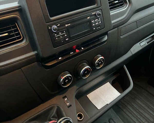 Білий Рено Мастєр, об'ємом двигуна 2.3 л та пробігом 219 тис. км за 24999 $, фото 15 на Automoto.ua