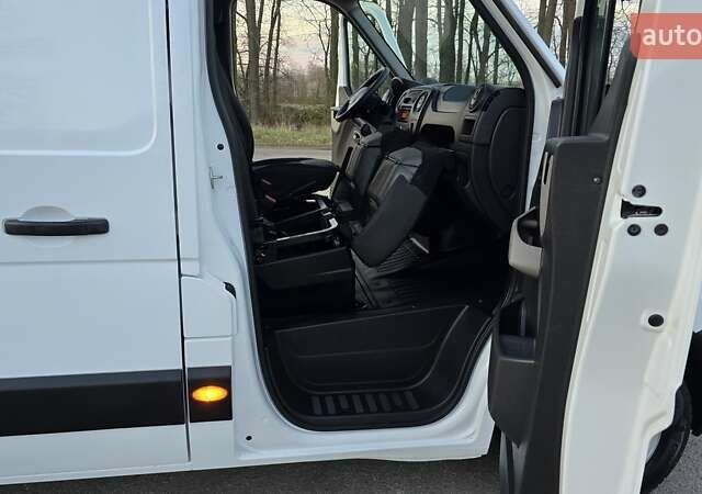 Белый Рено Мастер, объемом двигателя 2.3 л и пробегом 202 тыс. км за 17800 $, фото 28 на Automoto.ua
