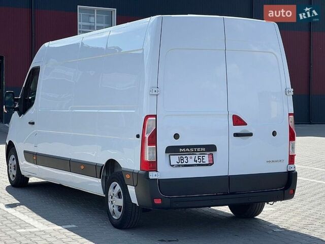 Белый Рено Мастер, объемом двигателя 2.3 л и пробегом 250 тыс. км за 17999 $, фото 118 на Automoto.ua