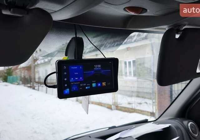 Білий Рено Мастєр, об'ємом двигуна 2.3 л та пробігом 350 тис. км за 17700 $, фото 32 на Automoto.ua