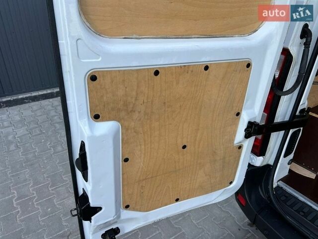 Белый Рено Мастер, объемом двигателя 2.3 л и пробегом 250 тыс. км за 17999 $, фото 58 на Automoto.ua