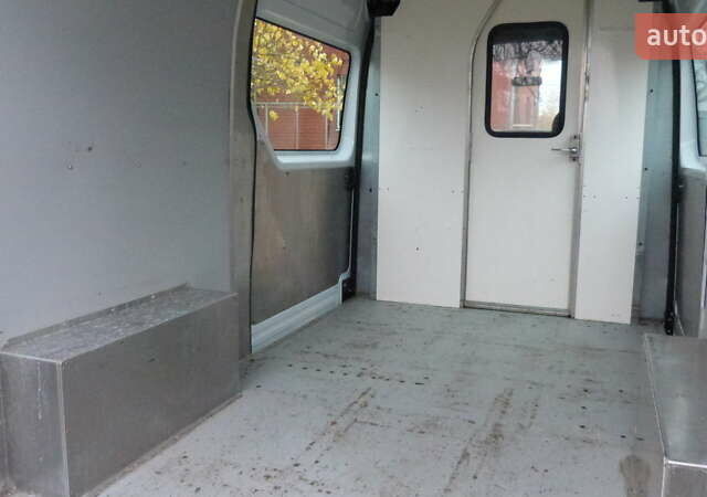 Білий Рено Мастєр, об'ємом двигуна 2.3 л та пробігом 212 тис. км за 18500 $, фото 19 на Automoto.ua