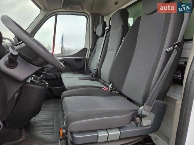 Білий Рено Мастєр, об'ємом двигуна 2.3 л та пробігом 111 тис. км за 22900 $, фото 12 на Automoto.ua