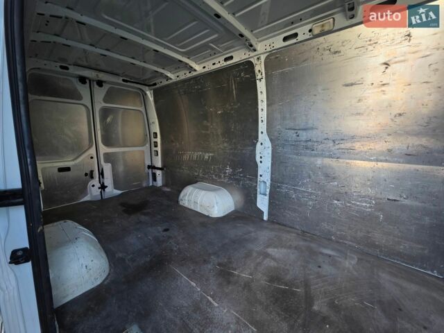 Белый Рено Мастер, объемом двигателя 2.3 л и пробегом 299 тыс. км за 17499 $, фото 23 на Automoto.ua