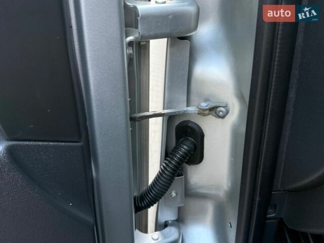 Белый Рено Мастер, объемом двигателя 2.3 л и пробегом 276 тыс. км за 17900 $, фото 56 на Automoto.ua