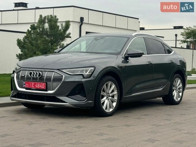 Белый Рено Мастер, объемом двигателя 2.3 л и пробегом 283 тыс. км за 16600 $, фото 12 на Automoto.ua