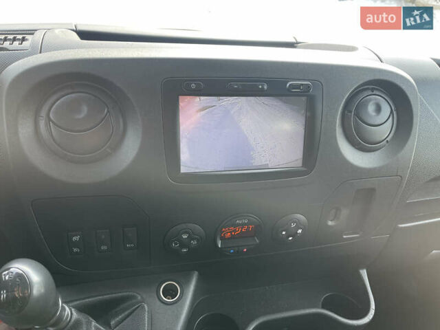 Білий Рено Мастєр, об'ємом двигуна 2.3 л та пробігом 234 тис. км за 21500 $, фото 35 на Automoto.ua