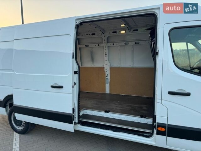 Белый Рено Мастер, объемом двигателя 2.3 л и пробегом 211 тыс. км за 19500 $, фото 50 на Automoto.ua