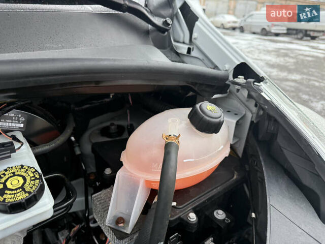 Белый Рено Мастер, объемом двигателя 0 л и пробегом 207 тыс. км за 18700 $, фото 22 на Automoto.ua