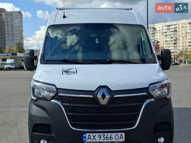 Белый Рено Мастер, объемом двигателя 2.3 л и пробегом 120 тыс. км за 18500 $, фото 3 на Automoto.ua