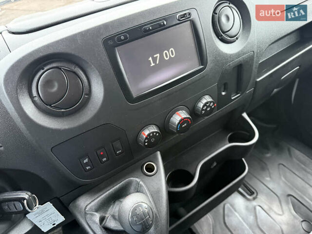 Білий Рено Мастєр, об'ємом двигуна 2.3 л та пробігом 200 тис. км за 17999 $, фото 27 на Automoto.ua