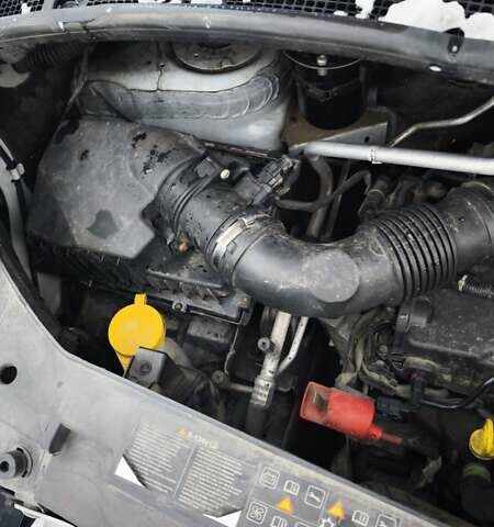 Білий Рено Мастєр, об'ємом двигуна 2.3 л та пробігом 350 тис. км за 17700 $, фото 35 на Automoto.ua