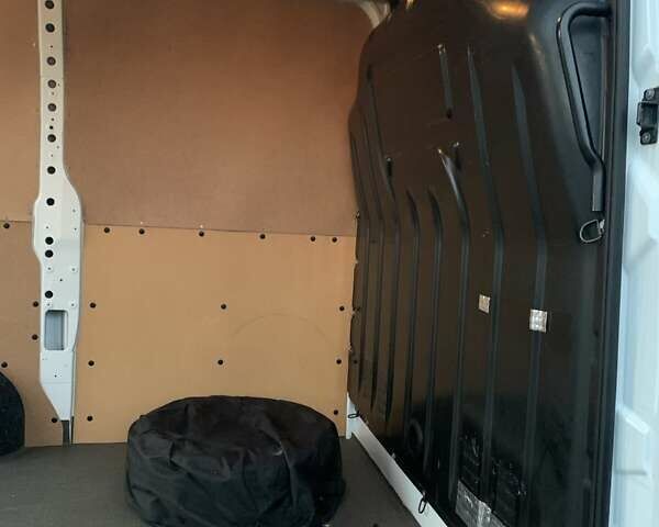 Білий Рено Мастєр, об'ємом двигуна 2.3 л та пробігом 265 тис. км за 17700 $, фото 20 на Automoto.ua