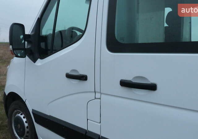 Білий Рено Мастєр, об'ємом двигуна 2.3 л та пробігом 212 тис. км за 18500 $, фото 9 на Automoto.ua