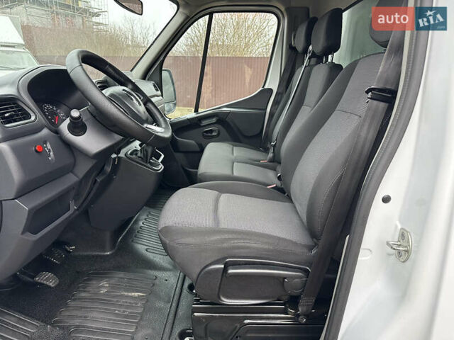 Білий Рено Мастєр, об'ємом двигуна 2.3 л та пробігом 216 тис. км за 25300 $, фото 14 на Automoto.ua