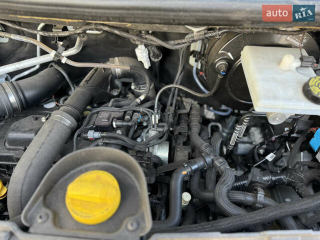 Білий Рено Мастєр, об'ємом двигуна 2.3 л та пробігом 195 тис. км за 17999 $, фото 34 на Automoto.ua