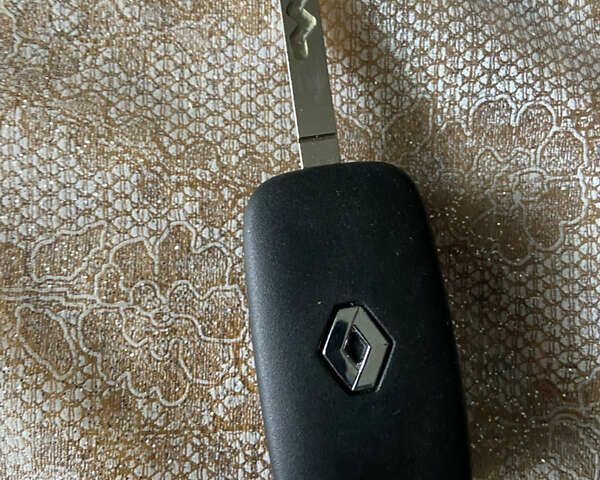 Белый Рено Мастер, объемом двигателя 2.3 л и пробегом 149 тыс. км за 21500 $, фото 45 на Automoto.ua