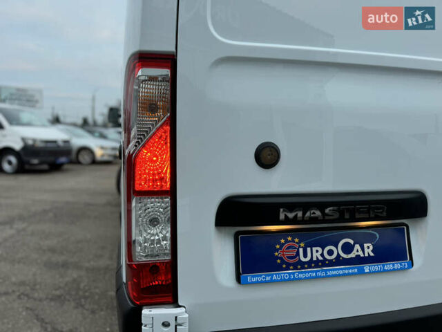 Белый Рено Мастер, объемом двигателя 2.3 л и пробегом 174 тыс. км за 21500 $, фото 25 на Automoto.ua
