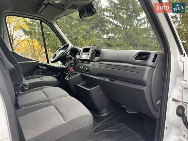 Рено Мастєр 2020 у Дубно на Automoto.ua Білий Рено Мастєр, об'ємом двигуна 2.3 л та пробігом 186 тис. км за 18900 $, фото 18 на Automoto.ua