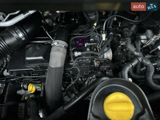 Белый Рено Мастер, объемом двигателя 2.3 л и пробегом 174 тыс. км за 21500 $, фото 90 на Automoto.ua