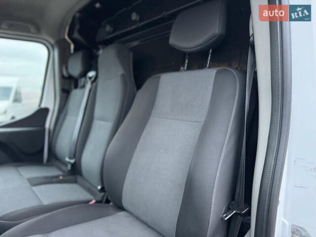 Белый Рено Мастер, объемом двигателя 2.3 л и пробегом 174 тыс. км за 21500 $, фото 69 на Automoto.ua