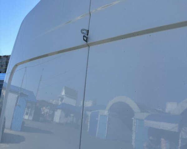 Белый Рено Мастер, объемом двигателя 2.3 л и пробегом 254 тыс. км за 21500 $, фото 8 на Automoto.ua