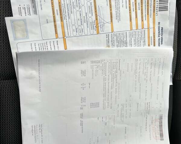 Белый Рено Мастер, объемом двигателя 2.3 л и пробегом 235 тыс. км за 18799 $, фото 2 на Automoto.ua