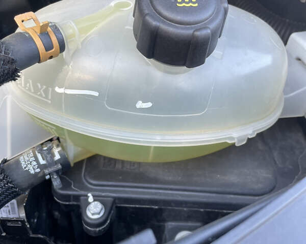 Белый Рено Мастер, объемом двигателя 2.3 л и пробегом 135 тыс. км за 20600 $, фото 51 на Automoto.ua