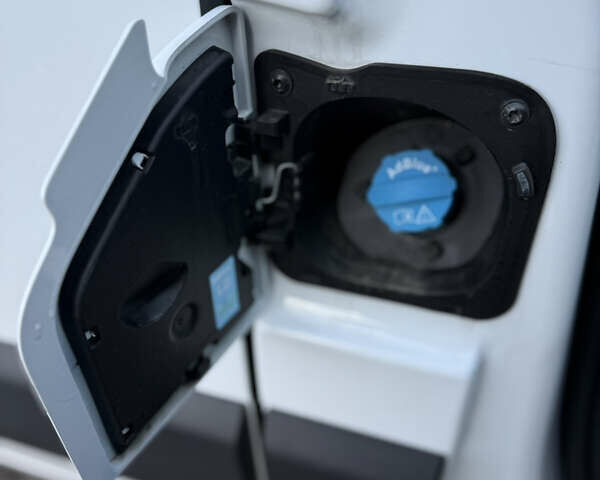 Білий Рено Мастєр, об'ємом двигуна 2.3 л та пробігом 195 тис. км за 17999 $, фото 48 на Automoto.ua