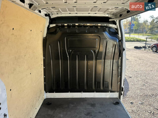 Белый Рено Мастер, объемом двигателя 2.3 л и пробегом 226 тыс. км за 19600 $, фото 29 на Automoto.ua