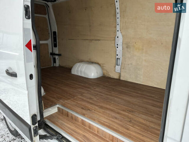 Білий Рено Мастєр, об'ємом двигуна 0 л та пробігом 133 тис. км за 22500 $, фото 6 на Automoto.ua