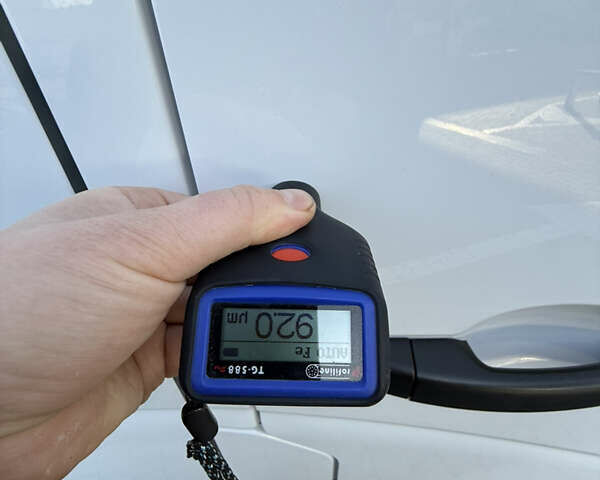 Білий Рено Мастєр, об'ємом двигуна 2.3 л та пробігом 195 тис. км за 17999 $, фото 119 на Automoto.ua