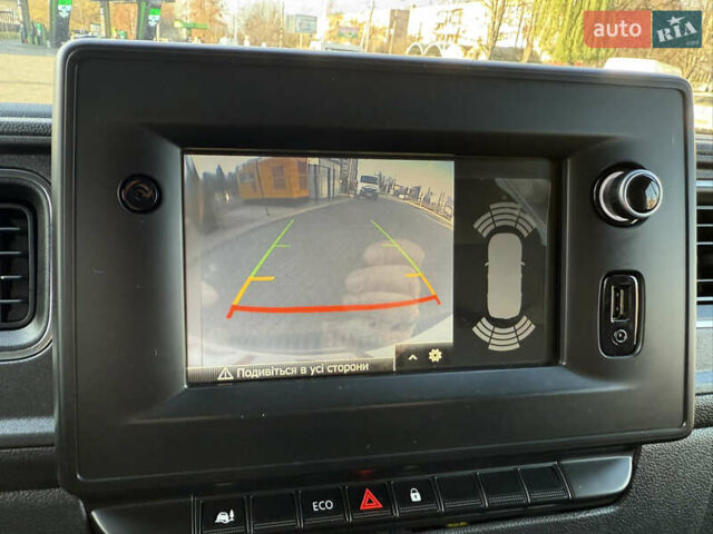 Білий Рено Мастєр, об'ємом двигуна 2.3 л та пробігом 187 тис. км за 21900 $, фото 59 на Automoto.ua