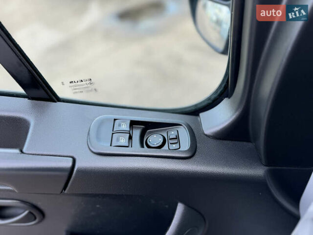 Белый Рено Мастер, объемом двигателя 2.3 л и пробегом 209 тыс. км за 21000 $, фото 50 на Automoto.ua