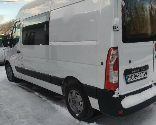Белый Рено Мастер, объемом двигателя 2.3 л и пробегом 307 тыс. км за 20350 $, фото 12 на Automoto.ua