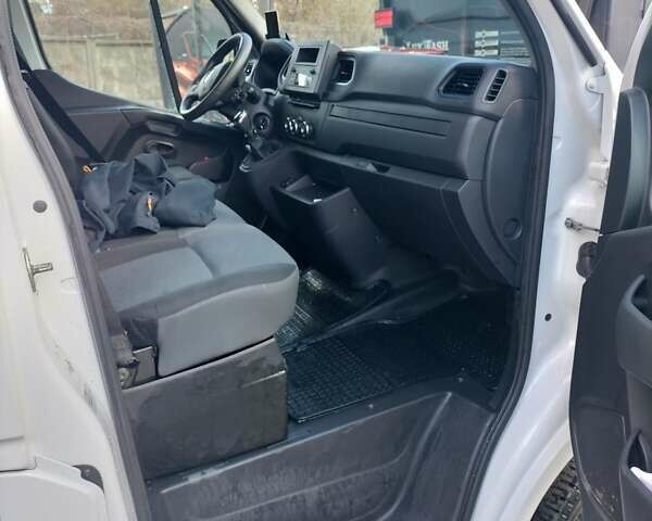 Білий Рено Мастєр, об'ємом двигуна 2.3 л та пробігом 90 тис. км за 18400 $, фото 6 на Automoto.ua