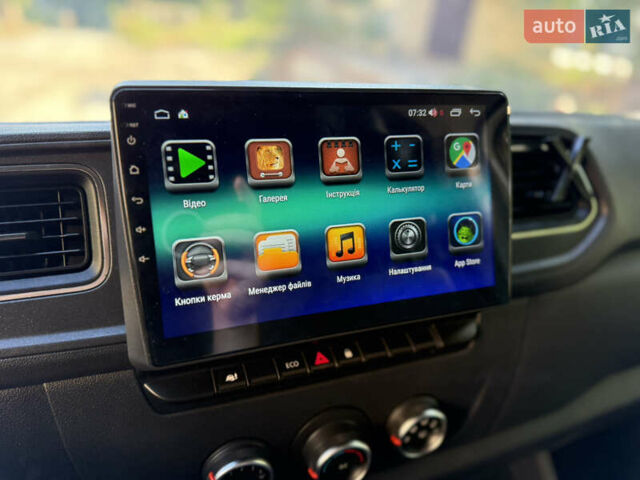 Білий Рено Мастєр, об'ємом двигуна 2.3 л та пробігом 195 тис. км за 17999 $, фото 140 на Automoto.ua